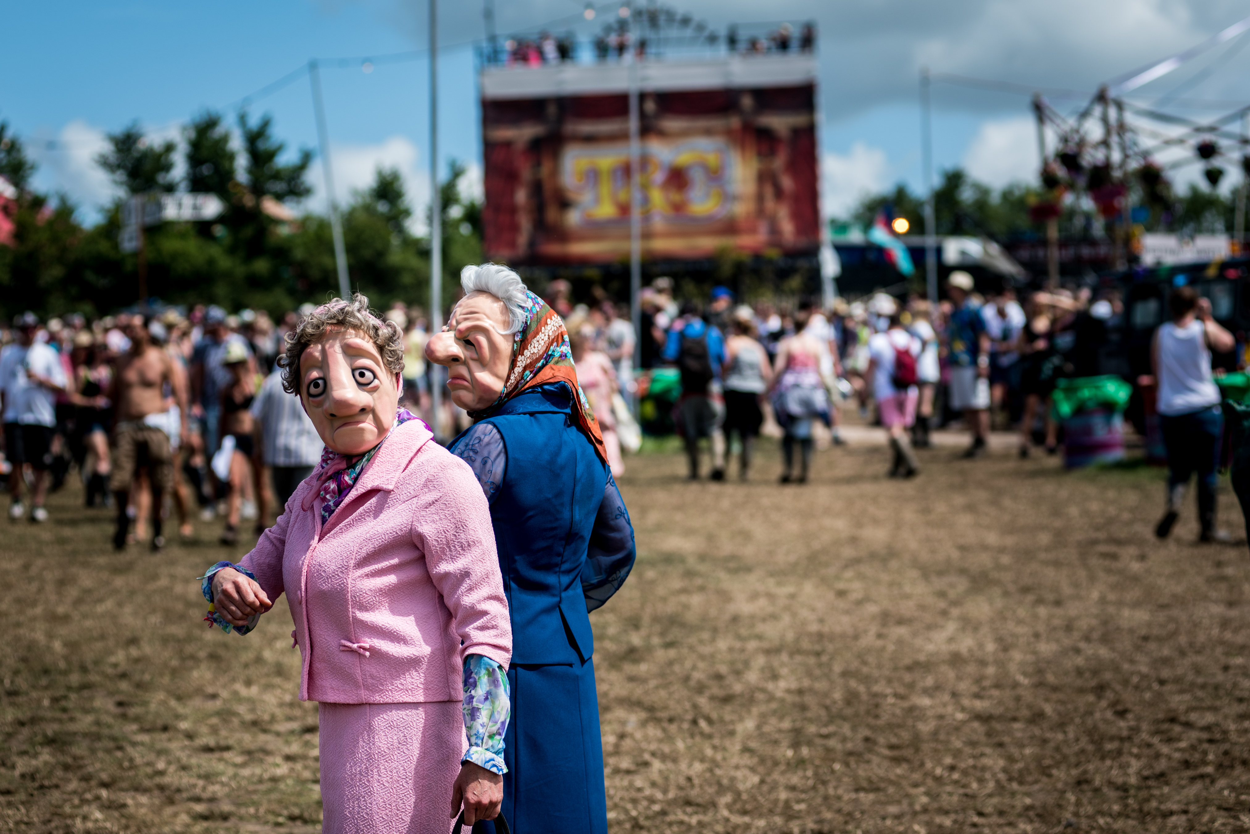 Crimplene Crusaders_Vamos-Mask-Theatre-Looking-Back-credit_Graeme-Braidwood